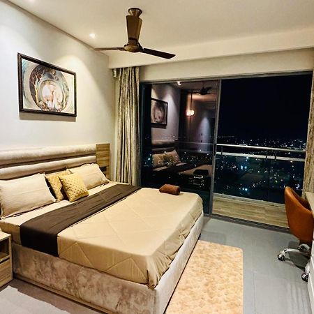 ניו דלהי Countryside Luxury Suites - Supernova Noida מראה חיצוני תמונה