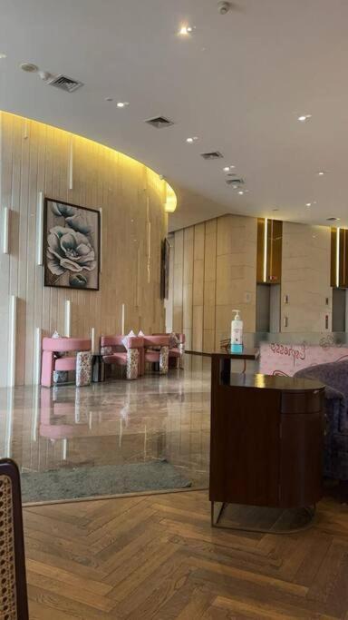 ניו דלהי Countryside Luxury Suites - Supernova Noida מראה חיצוני תמונה